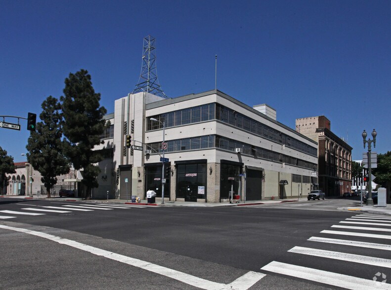 More Photos Of 1201 S Grand Ave, Los Angeles Warehouse For Lease