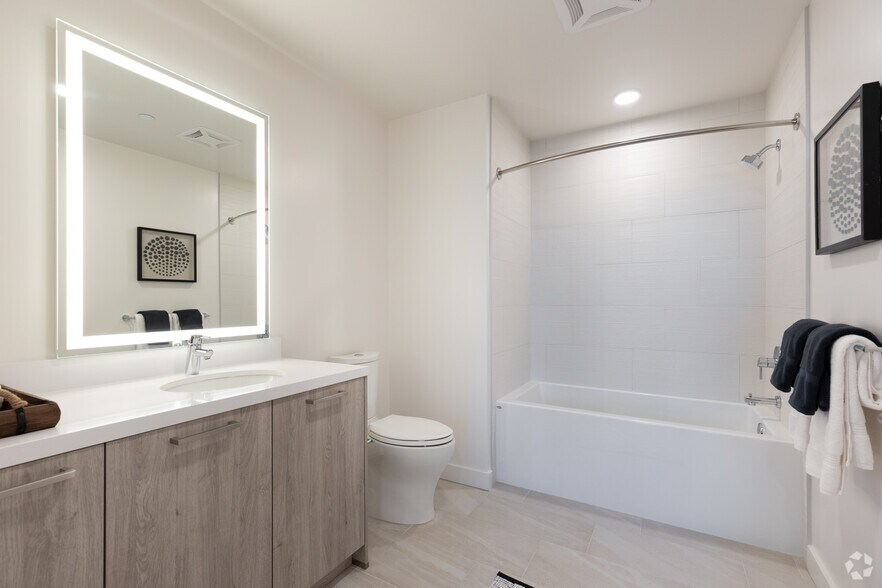 More Photos Of 2801 Sunset Pl, Los Angeles Apartments For Lease