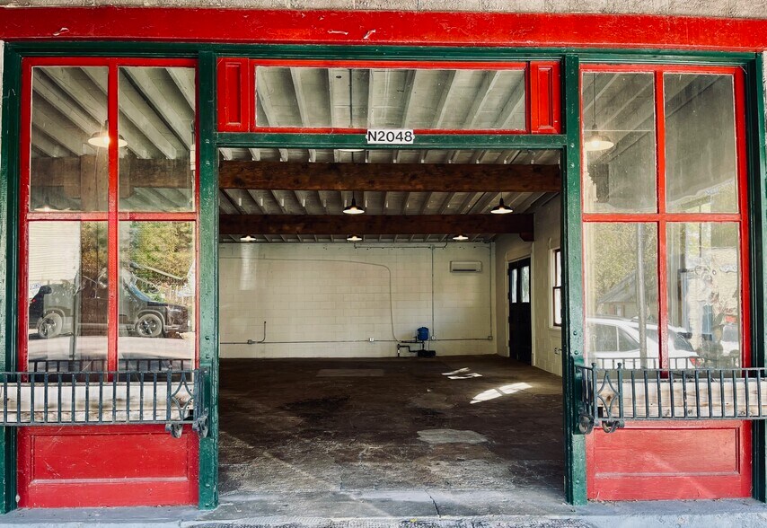 More Photos Of N2048 Spring St, Stockholm General Retail For Lease