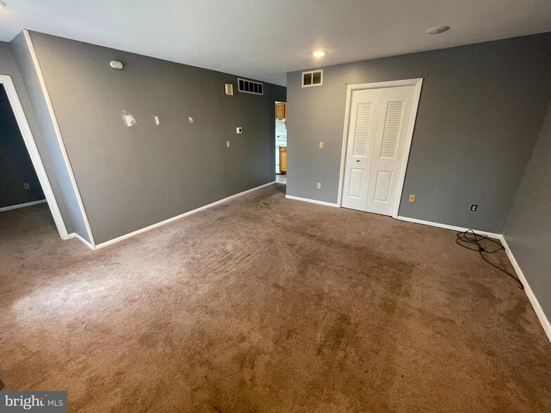 More Photos Of 1071 E Landis Ave, Vineland Medical For Sale