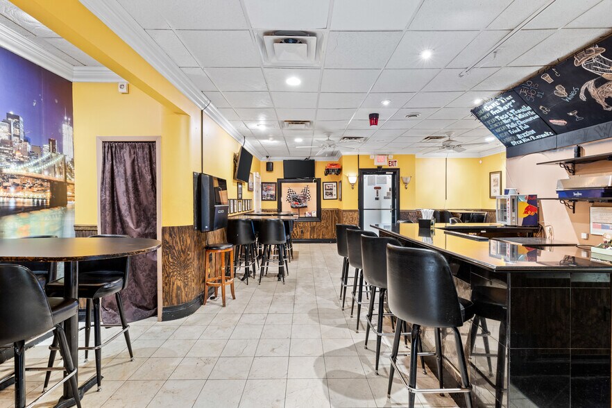 More Photos Of 2109 Pennsylvania Ave, Weirton Restaurant For Sale