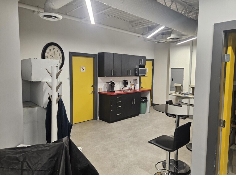 More Photos Of 5489 Byrne Rd, Burnaby Light Manufacturing For Sale