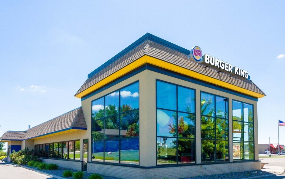 Primary Photo Of 528 Western Ave, Fergus Falls Fast Food For Lease