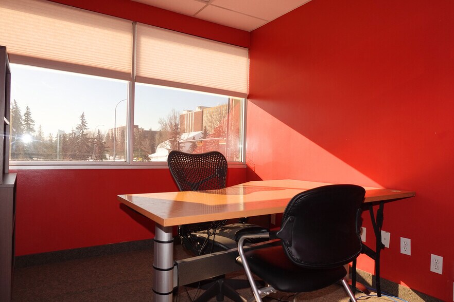 More Photos Of 1026 16th Ave NW, Calgary Storefront Retail Office For Lease