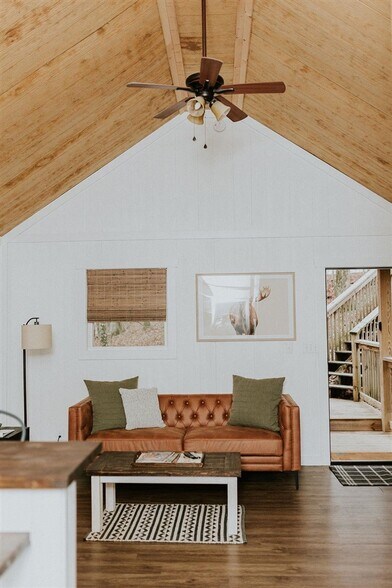 More Photos Of 896 Wilderness Rd, Mammoth Cave All Leisure For Sale