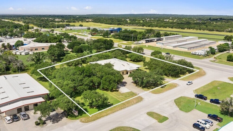 More Photos Of 101 John Kelly St, Burnet Industrial For Sale