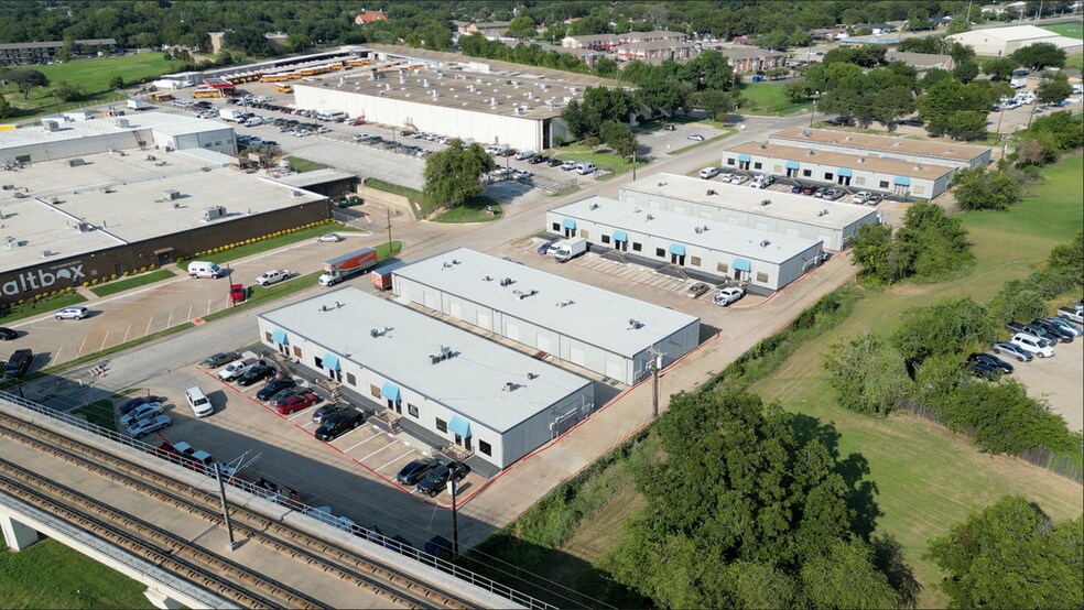 More Photos Of 1510 Randolph St, Carrollton Unknown For Lease