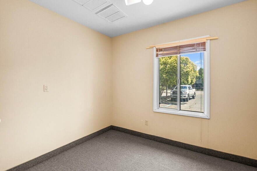 More Photos Of 1826 Sonoma St, Redding Healthcare For Sale