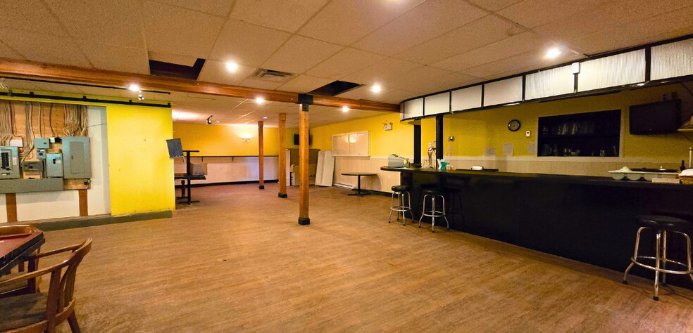 More Photos Of 245 Ponderosa Ave, Logan Lake Freestanding For Sale