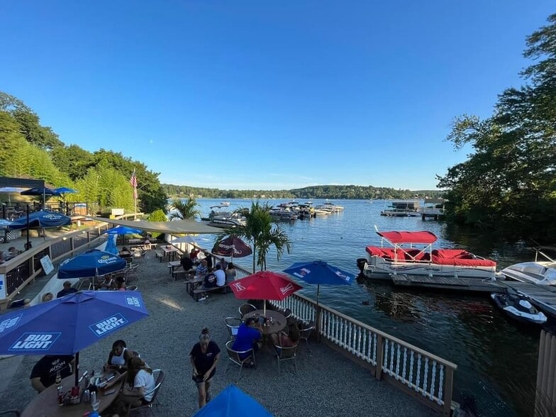 More Photos Of , Brookfield Unknown For Sale