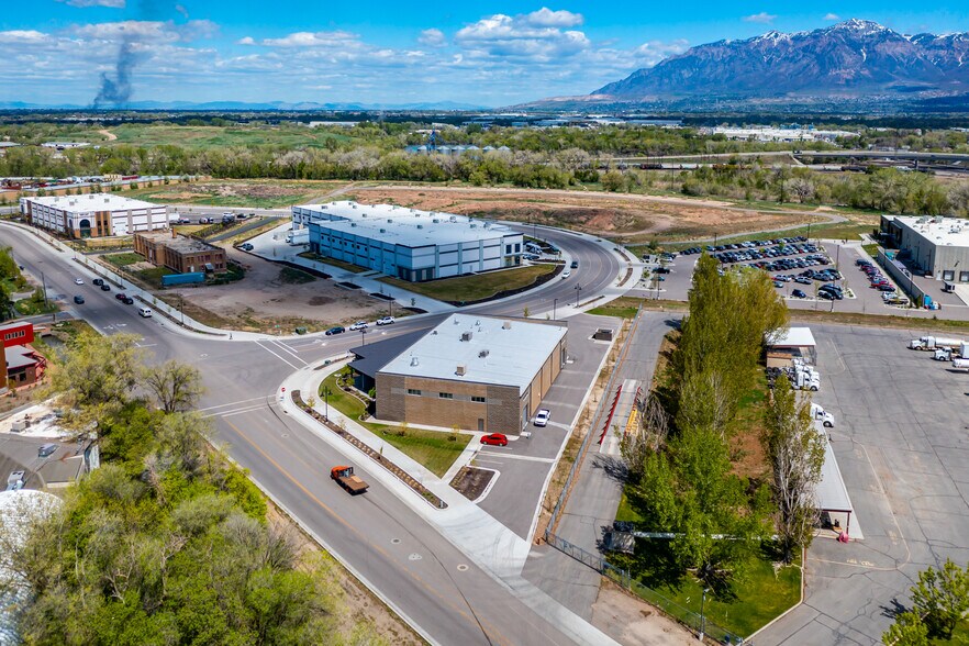 More Photos Of 516 W Stockman Way, Ogden Industrial For Sale