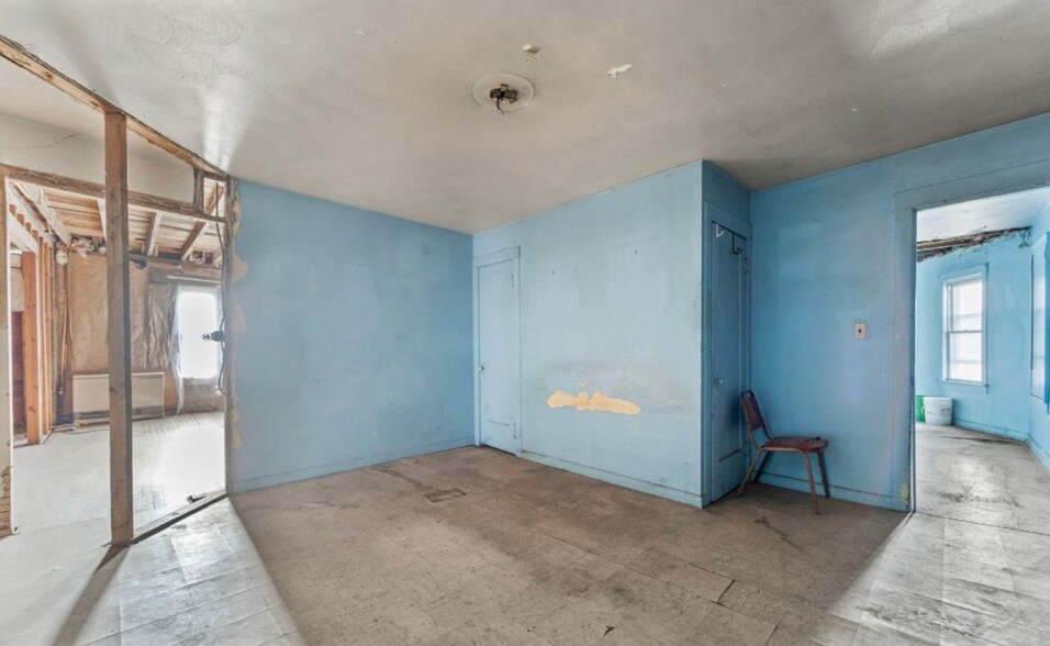More Photos Of 93 CFJ Blvd, Johnson City Restaurant For Sale
