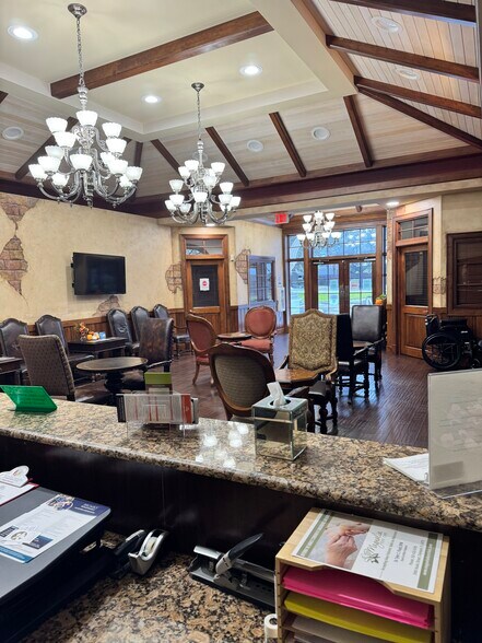 More Photos Of 2400 Hooks St, Clermont Medical For Lease