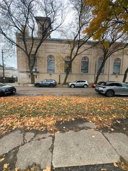 More Photos Of 5001 S Hermitage Ave, Chicago Religious Facility For Sale