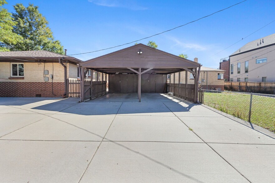 More Photos Of 4500 W 16th Ave, Denver Multifamily For Sale