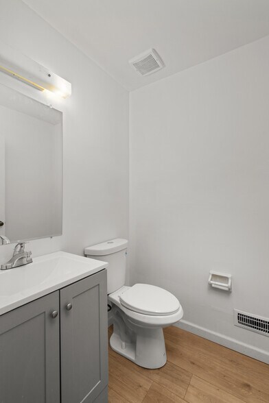 More Photos Of 1936-1956 Benton St, Saint Louis Apartments For Sale