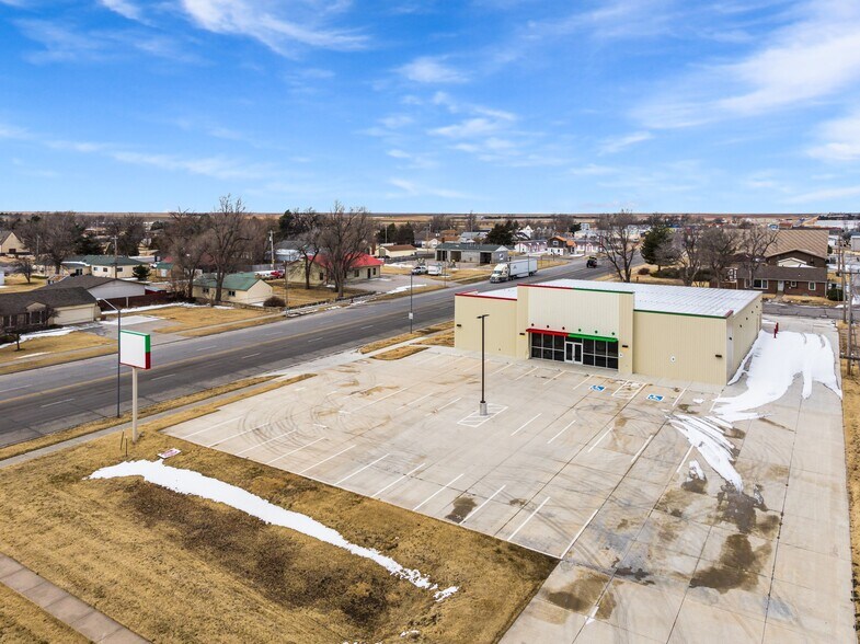 More Photos Of 312 W Carthage St, Meade Freestanding For Lease