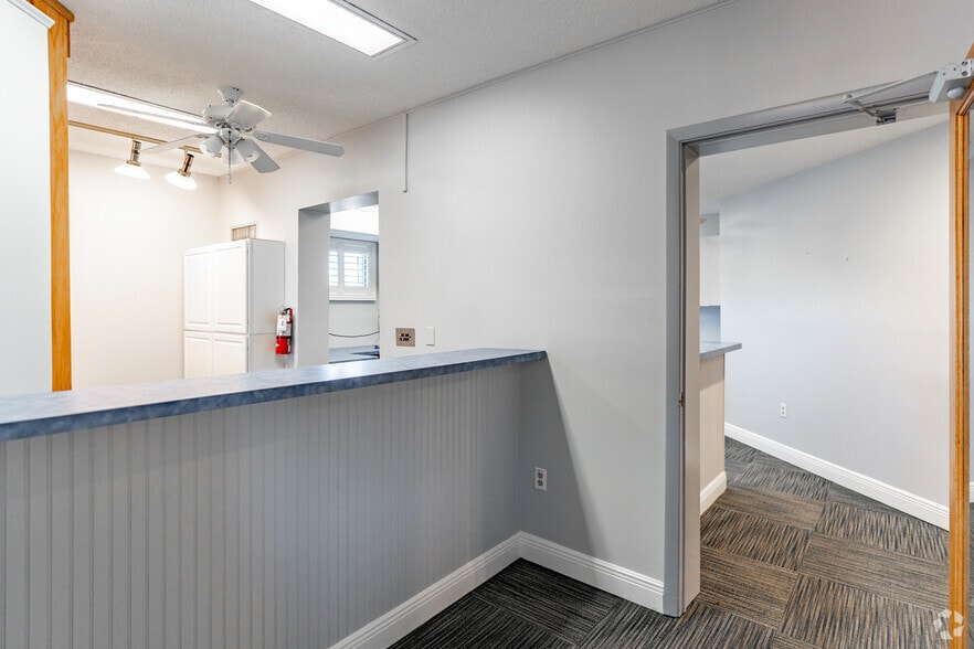 More Photos Of 1511 Indian Rocks Rd S, Largo Medical For Sale