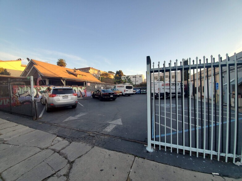 More Photos Of 774-780 N Virgil Ave, Los Angeles General Retail For Sale