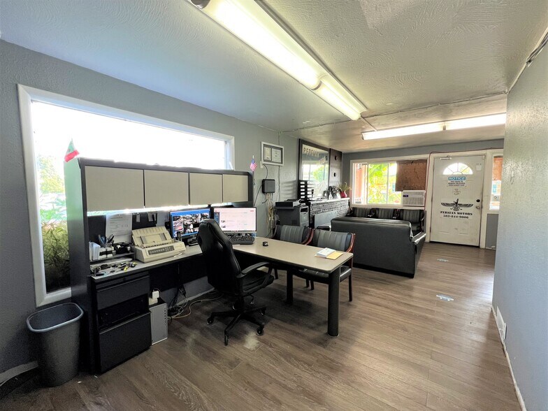 More Photos Of 2784-2800 Baseline St, Cornelius Auto Dealership For Sale