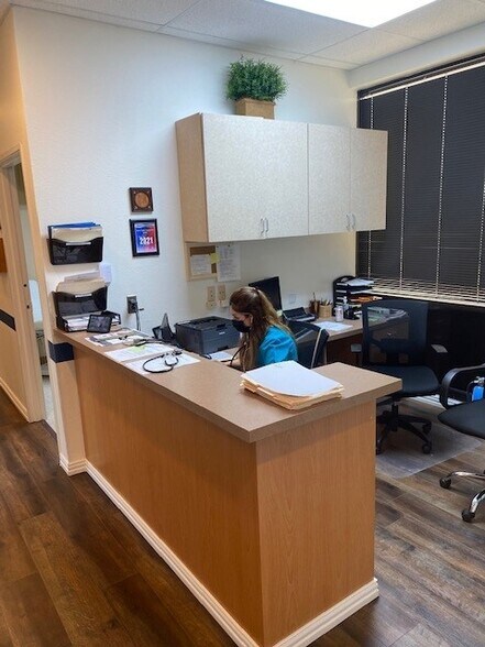 More Photos Of 3060 Communications Pky, Plano Medical For Lease