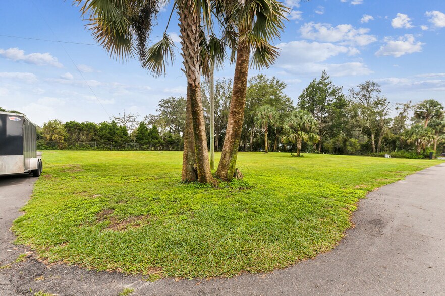 More Photos Of 545740 US Highway 1, Callahan Apartments For Sale