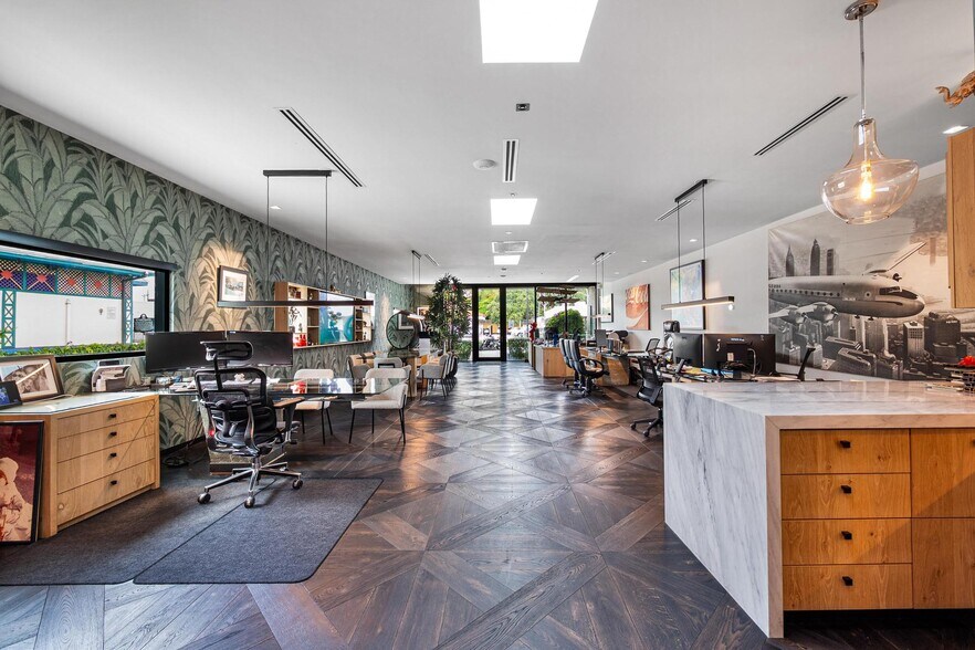 More Photos Of 5935 NE 2nd Ave, Miami Storefront Retail Office For Lease