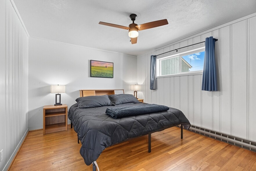 More Photos Of 615 S Main St, Colfax Hotel For Sale