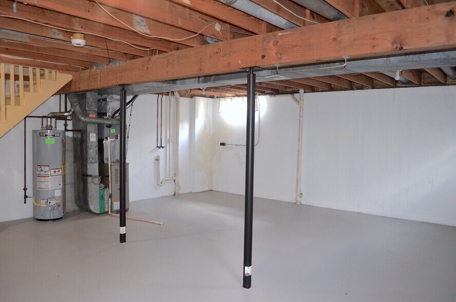 More Photos Of tazwell drive, Louisville Multifamily For Sale