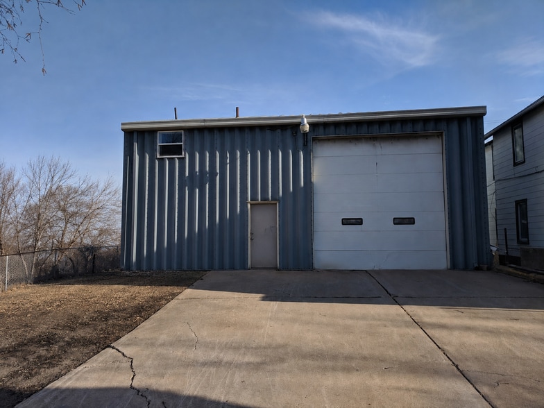 More Photos Of 805 Pierce Butler Rt, Saint Paul Industrial For Lease