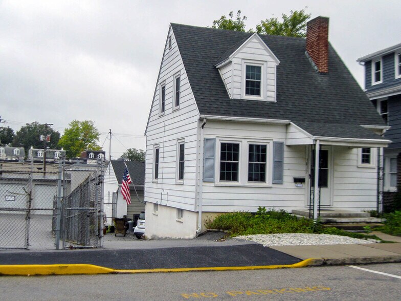More Photos Of 1880 W Mason Ave, York Light Manufacturing For Lease
