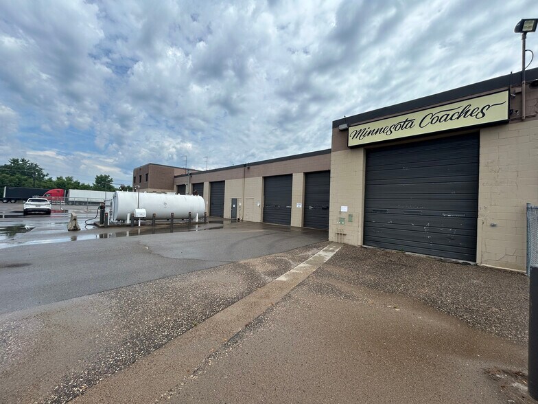 More Photos Of 570 Hardman Ave S, South Saint Paul Distribution For Lease