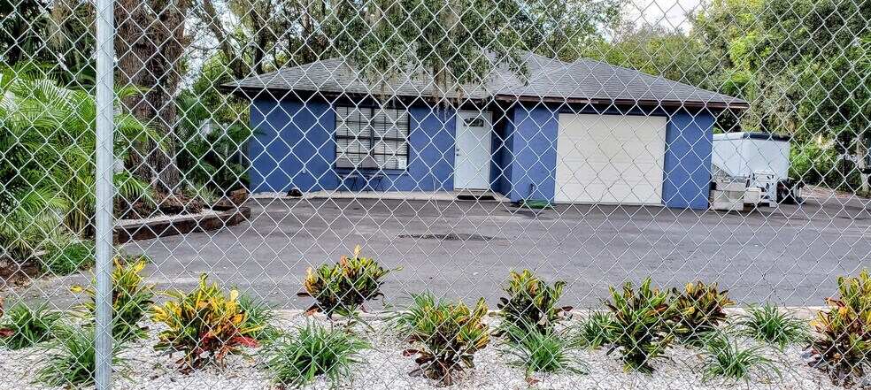 More Photos Of 11831 State Road 52, Hudson Office For Sale