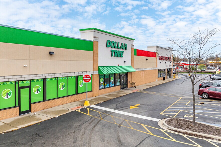 More Photos Of 1557-1559 Irving Park Rd, Hanover Park Storefront For Sale