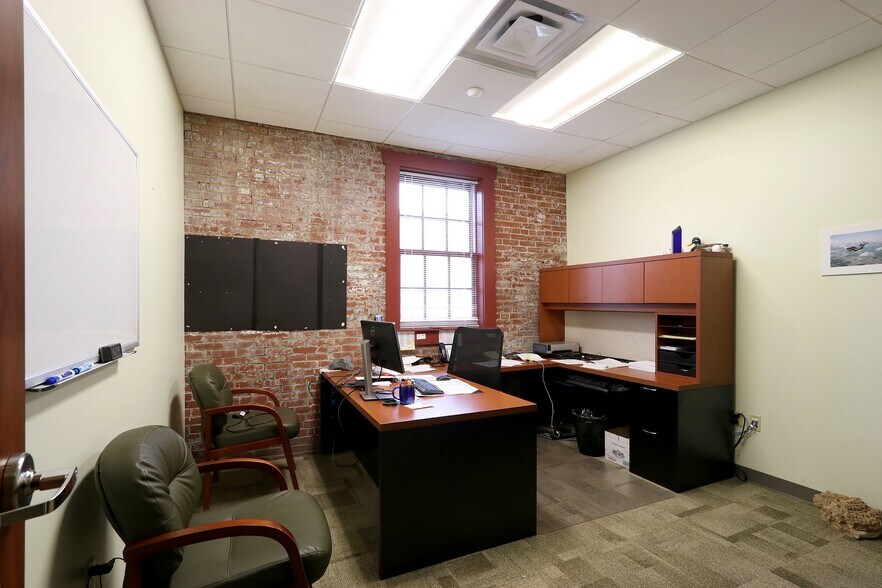 More Photos Of 100-256 Match Factory Pl, Bellefonte Medical For Lease