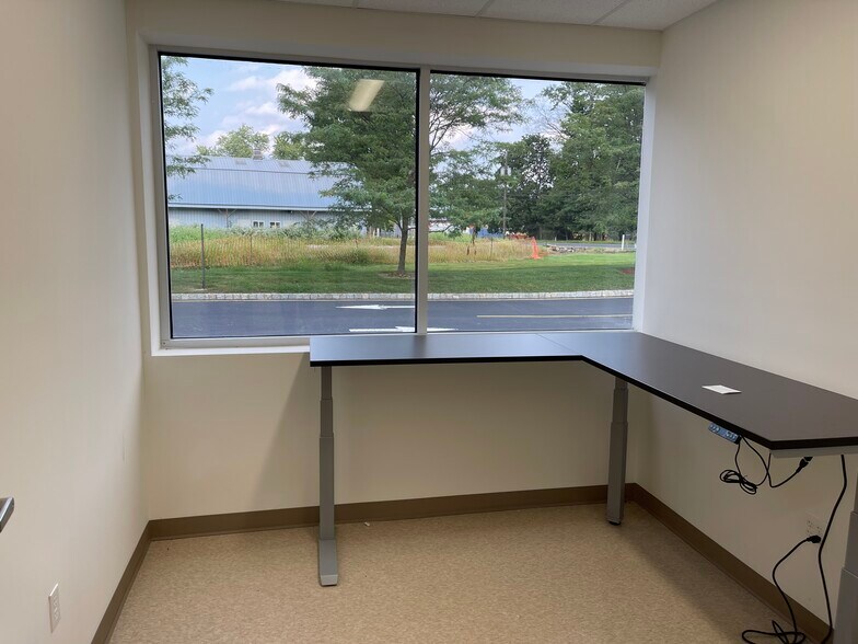 More Photos Of 343 Old Georges Rd, North Brunswick Medical For Lease