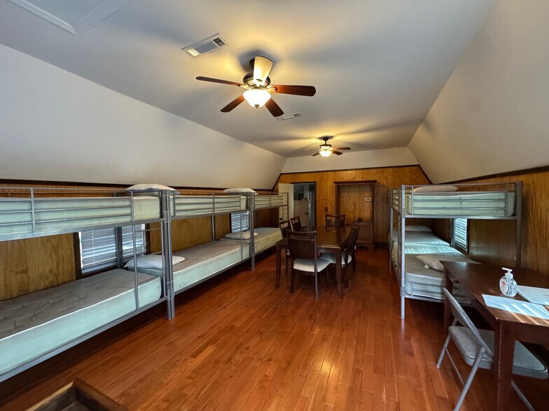 More Photos Of 3430 Land Rd, Alpharetta Religious Facility For Sale