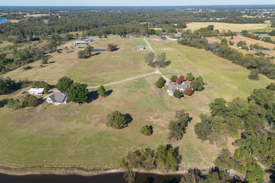 More Photos Of 2261 TX-276, Emory Specialty For Sale