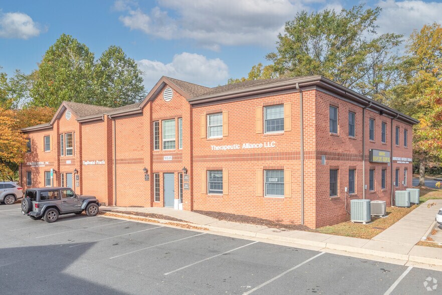 More Photos Of 10529-10535 Crestwood Dr, Manassas Medical For Lease