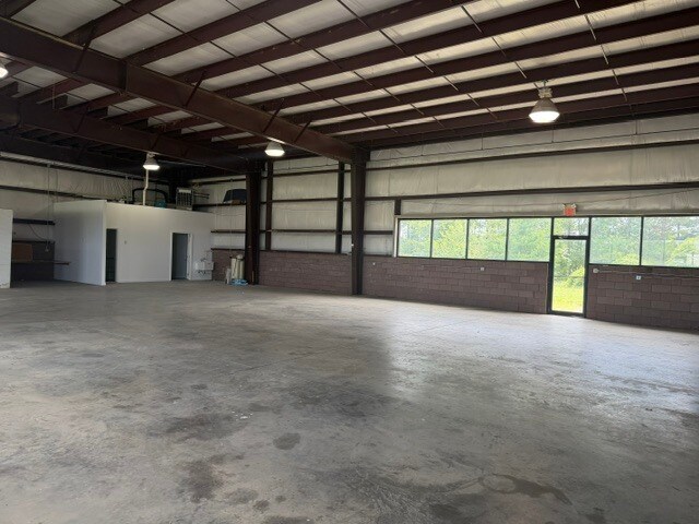 More Photos Of 32201 Queen Anne Hwy, Queen Anne Industrial For Lease