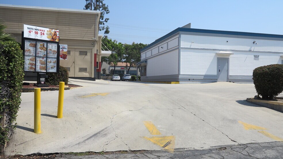 More Photos Of 1128-1164 Huntington Dr, Duarte Freestanding For Sale