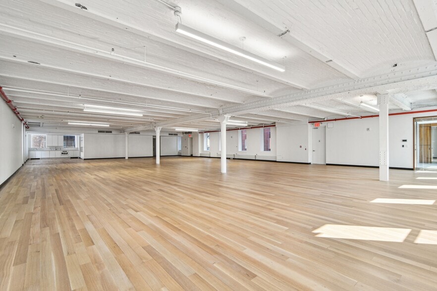 More Photos Of 210 Elizabeth St, New York Office For Lease