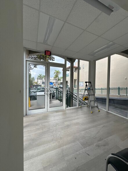 More Photos Of 10200 NW 25th St, Doral Light Distribution For Sale