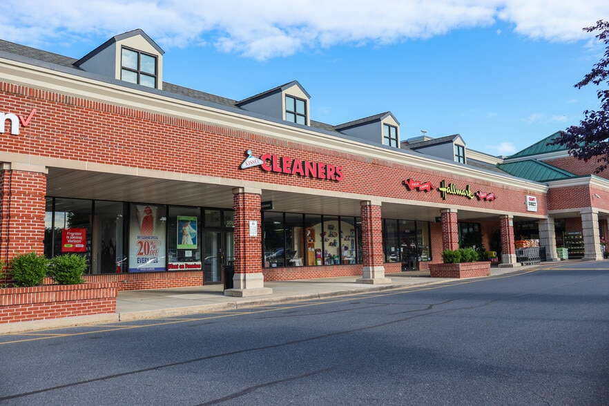 More Photos Of 1052 Lititz Pike, Lititz Unknown For Lease