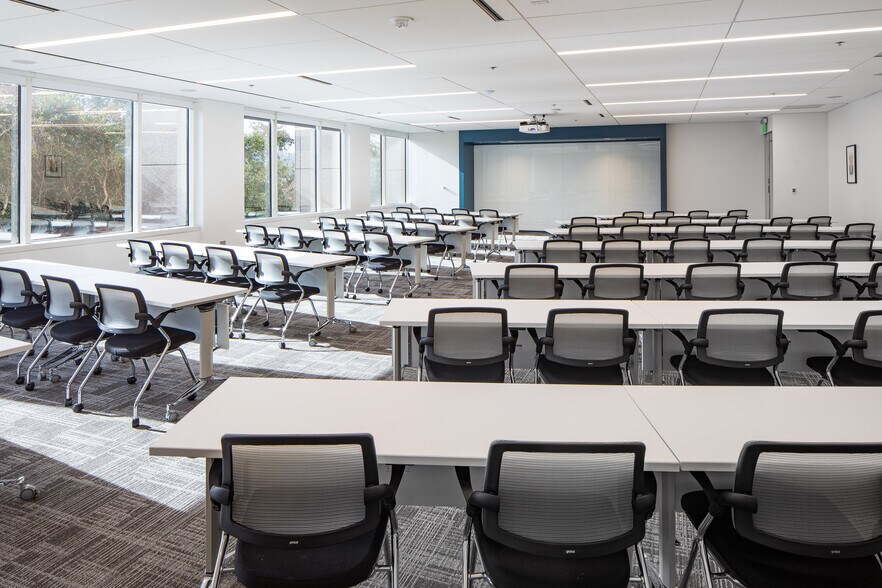 More Photos Of 3100 Cumberland Blvd SE, Atlanta Office For Lease