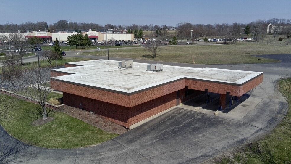 Primary Photo Of 1795 Madison Rd, Beloit Bank For Sale