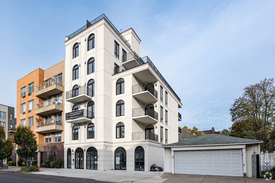 More Photos Of 1103 Cortelyou Rd, Brooklyn Multifamily For Sale
