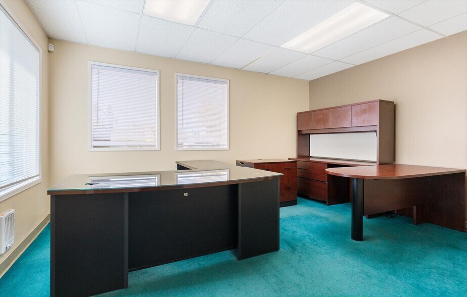 More Photos Of 5589 Harbor Road Rd, Freeland Office Residential For Sale