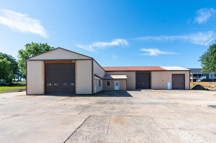 More Photos Of 3231 Stuarts Draft Hwy, Stuarts Draft Warehouse For Sale