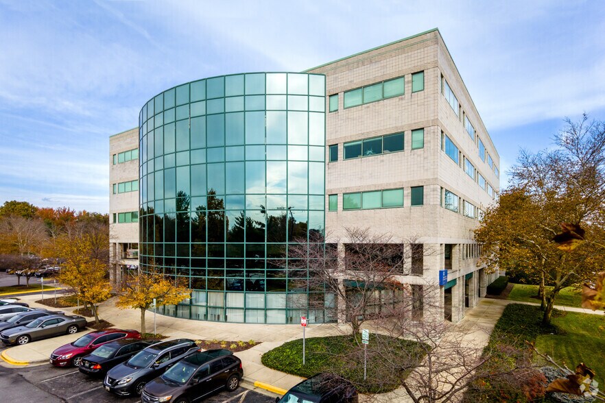 More Photos Of 5801 Allentown Rd, Camp Springs Medical For Lease